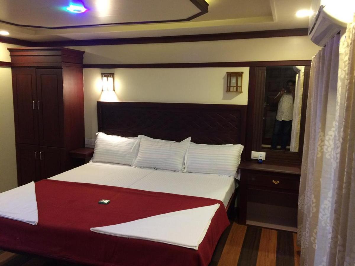 Beach Paradise Day Cruise Houseboat アーラップーザ県 エクステリア 写真
