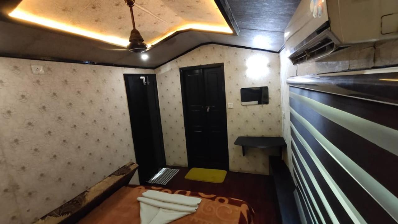 Beach Paradise Day Cruise Houseboat アーラップーザ県 エクステリア 写真