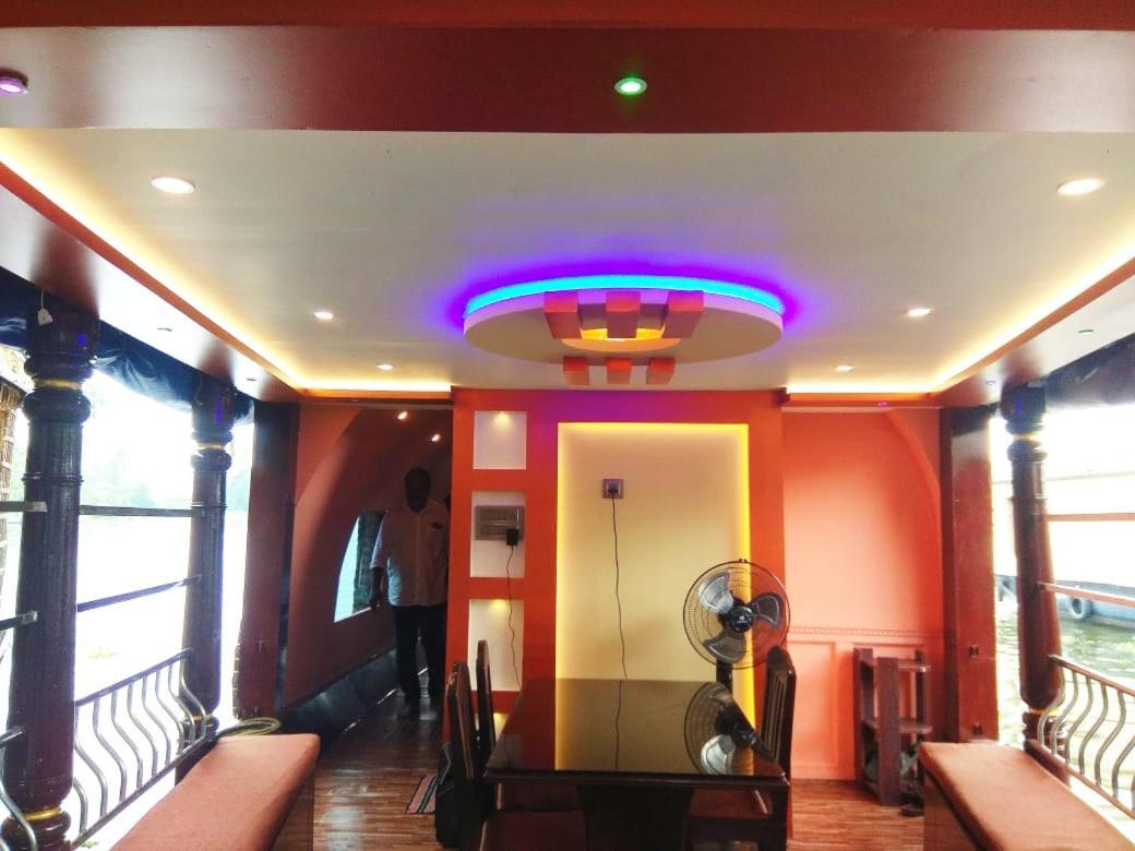 Beach Paradise Day Cruise Houseboat アーラップーザ県 エクステリア 写真