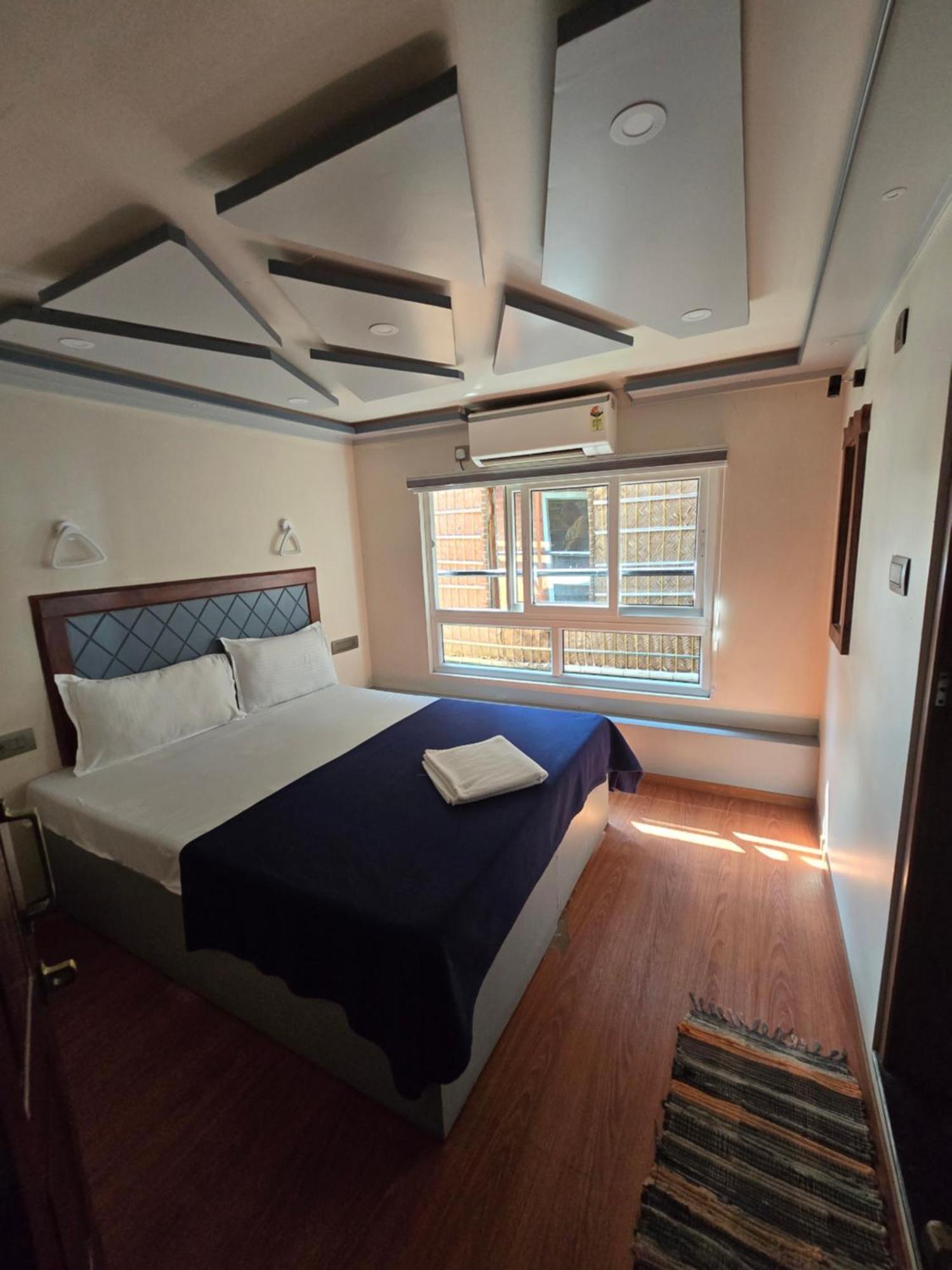 Beach Paradise Day Cruise Houseboat アーラップーザ県 エクステリア 写真
