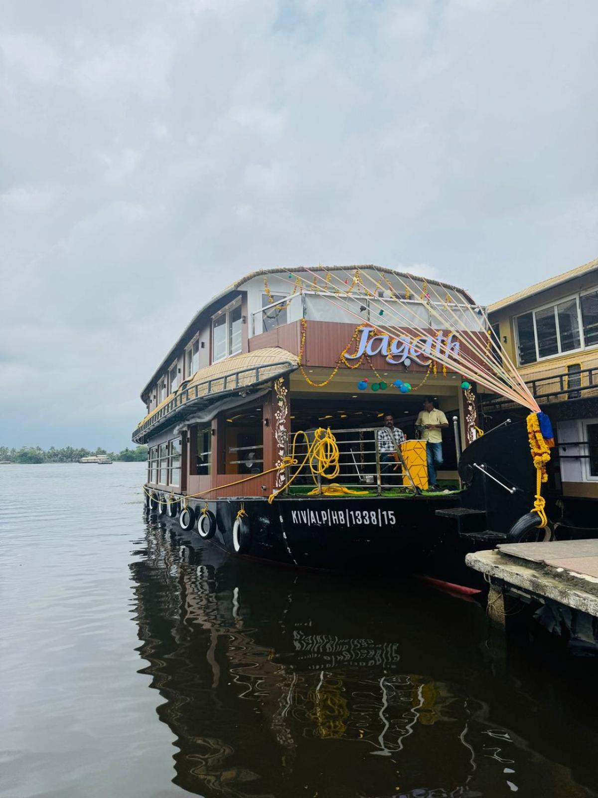 Beach Paradise Day Cruise Houseboat アーラップーザ県 エクステリア 写真